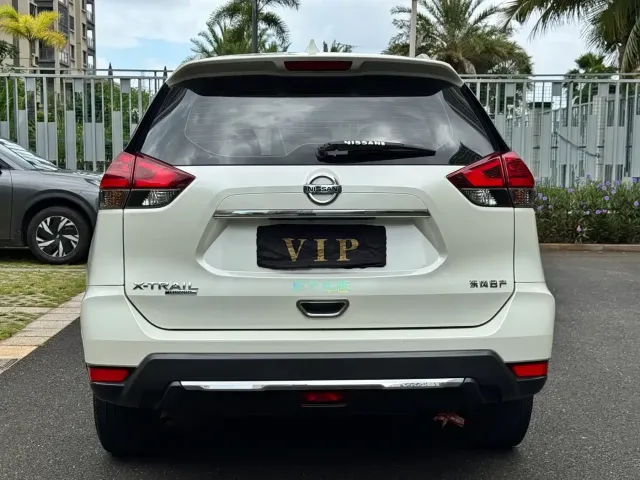 Nissan X-Trail — Фото автомобиля 17