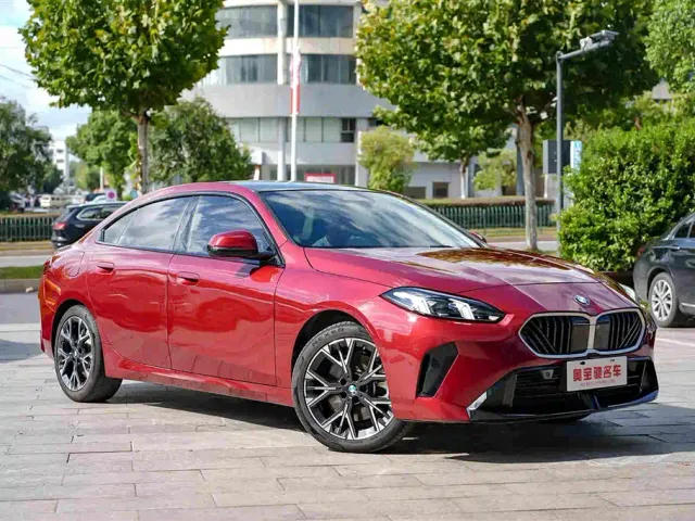 BMW 2 Series — Фото автомобиля 3