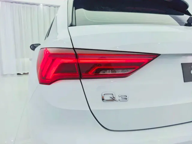 Audi Q3 — Фото автомобиля 8