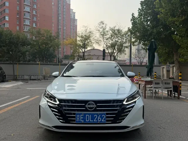 Nissan Teana — Фото автомобиля 2