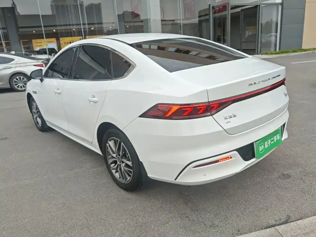 BYD Qin PLUS 2024 Glory Edition EV 510KM Leading — Фото автомобиля 4