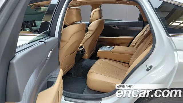 Genesis G80 RG3 — Фото автомобиля 13