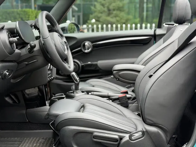 MINI Hatch — Фото автомобиля 9