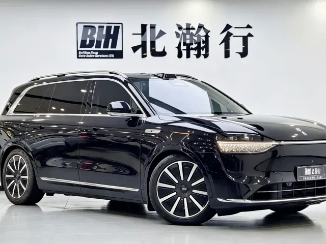 AITO Wenjie AITO M9 2024 Range Extender Max 52kWh 6-seater — Фото автомобиля 3