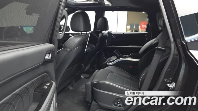 KG_Mobility_Ssangyong Rexton Rexton Arena Дизель 2.2 4WD — Фото автомобиля 9