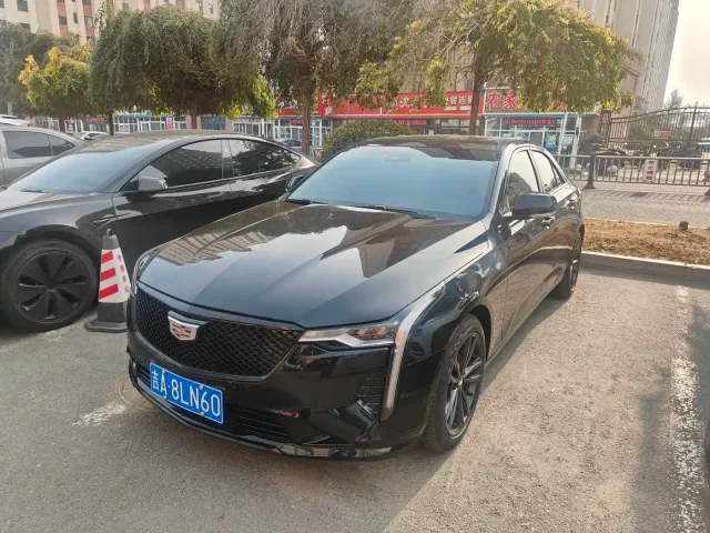 Cadillac CT4 — Фото автомобиля 3