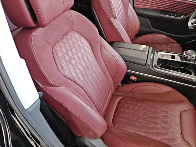 Hongqi HS5 — Фото автомобиля 24