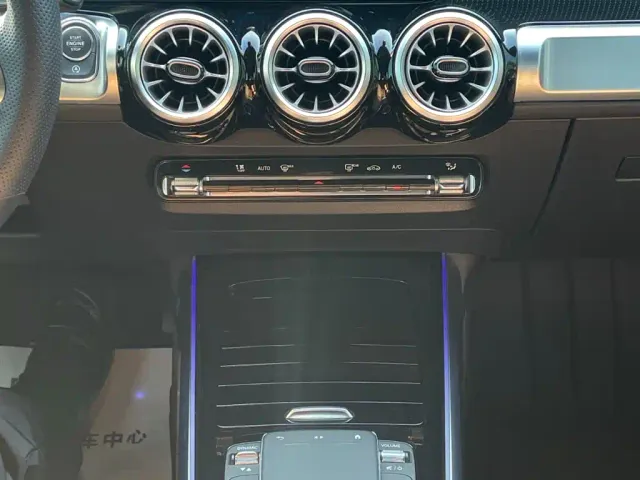 Mercedes-Benz GLB-Class — Фото автомобиля 9