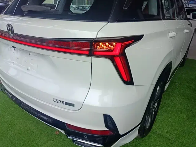 Changan CS75 Plus — Фото автомобиля 7