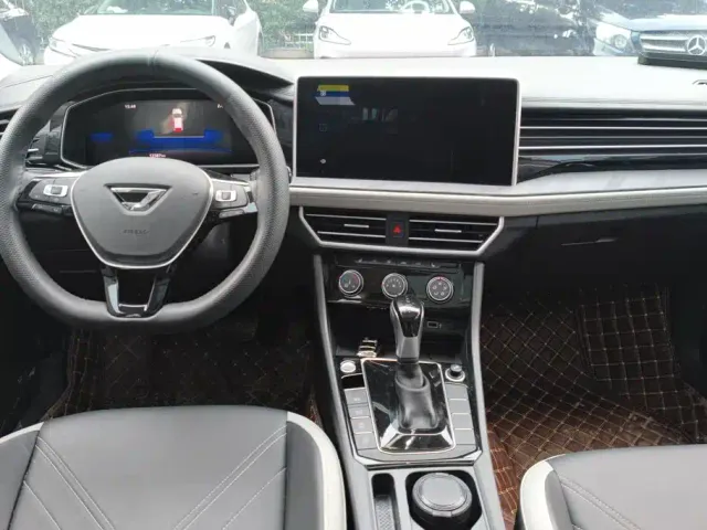 Jetta VA7 — Фото автомобиля 12