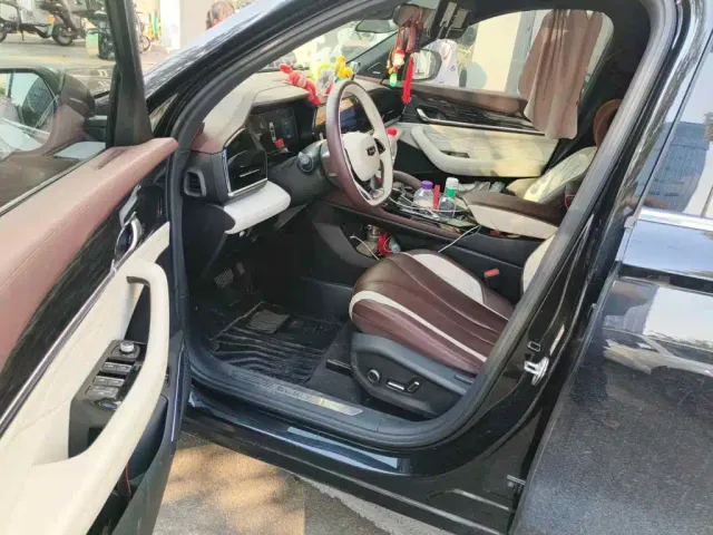 Geely Xingyue L — Фото автомобиля 8