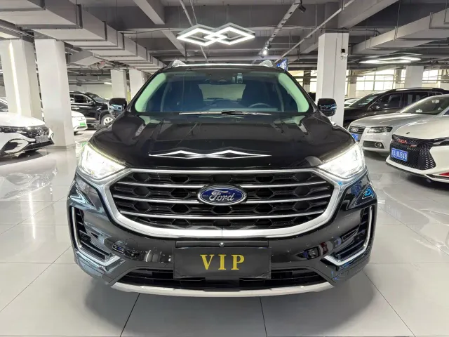 Ford Edge — Фото автомобиля 2