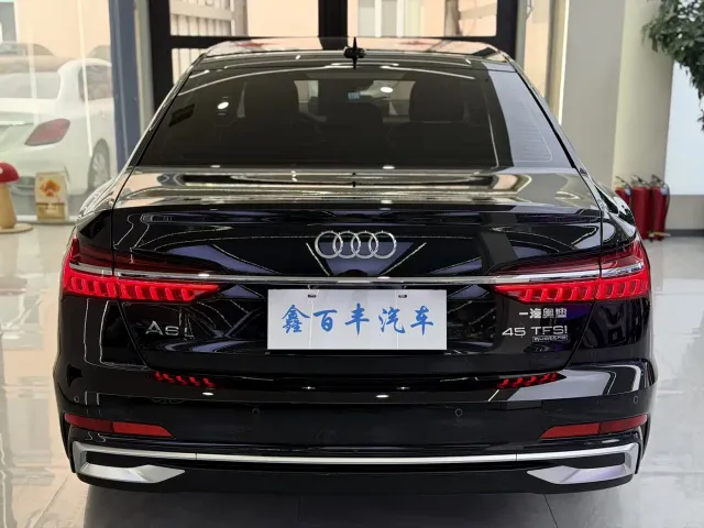 Audi A6L — Фото автомобиля 13