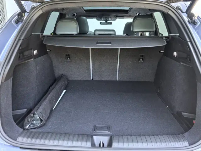 Audi Q6L e-tron — Фото автомобиля 10