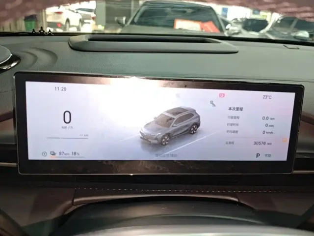 Geely Galaxy E5 — Фото автомобиля 11