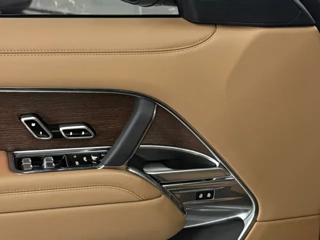 Land Rover Range Rover — Фото автомобиля 9