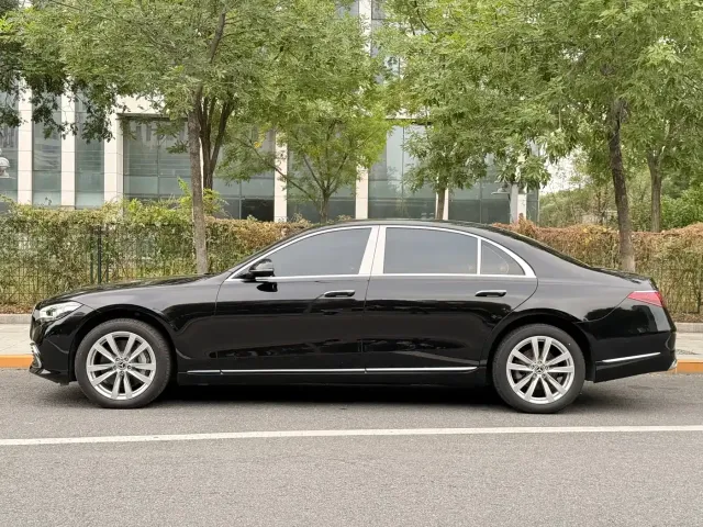 Mercedes-Benz S-Class — Фото автомобиля 5