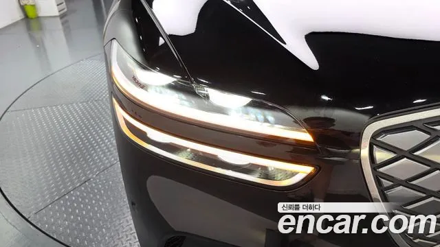 Genesis GV70 Electrified GV70 — Фото автомобиля 19