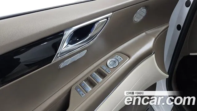 Genesis GV80 — Фото автомобиля 30