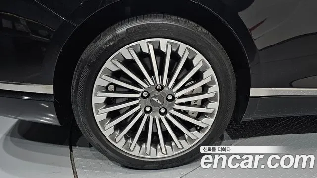 Genesis G80 Electrified G80 (RG3) — Фото автомобиля 5