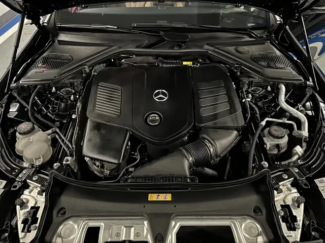 Mercedes-Benz E-Class — Фото автомобиля 18