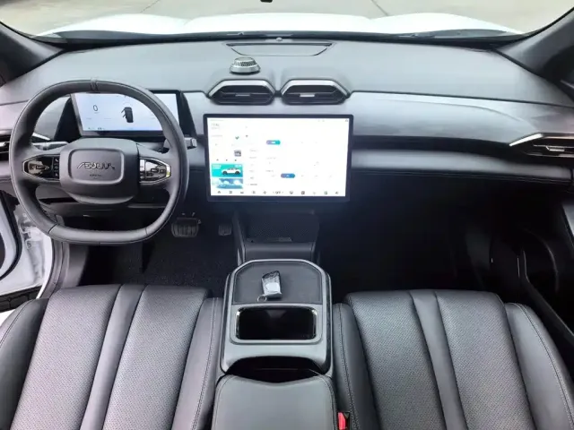 Dongfeng Aeolus Dongfeng Fengshen L7 2025 Model 518 Comfort Champion Edition — Фото автомобиля 9