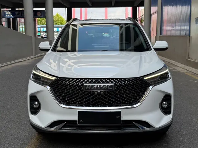 Haval M6 — Фото автомобиля 2