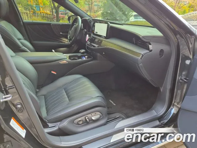 Lexus LS LS500h 5th Gen — Фото автомобиля 14