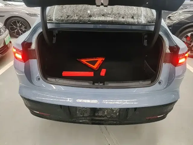 Leapmotor Leapmotor B01 2026 550 LiDAR Edition — Фото автомобиля 18