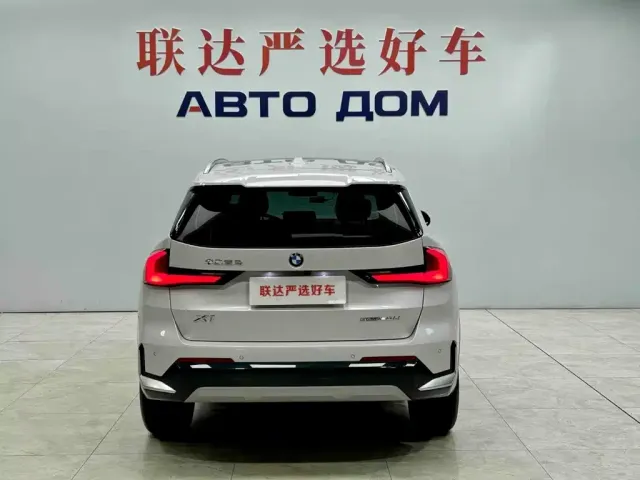 BMW X1 — Фото автомобиля 5