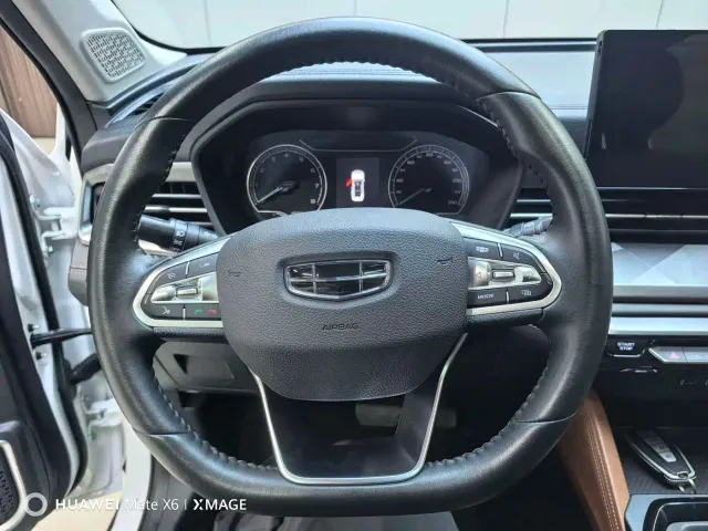 Geely Vision X6 — Фото автомобиля 16