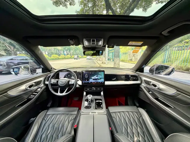 GAC Trumpchi GS8 — Фото автомобиля 13