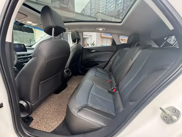 Buick Velite 6 — Фото автомобиля 9