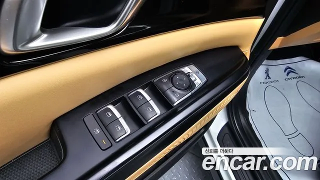 Kia Canival Carnival 4 поколение Дизель 11 мест Prestige — Фото автомобиля 27