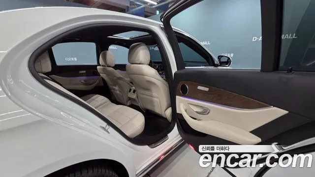 Mercedes-Benz E-Class W213 — Фото автомобиля 16