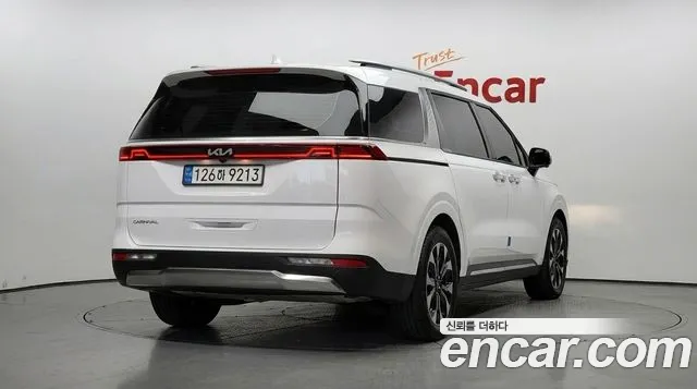 Kia Canival Carnival 4 поколение Дизель 9 мест Noblesse — Фото автомобиля 2
