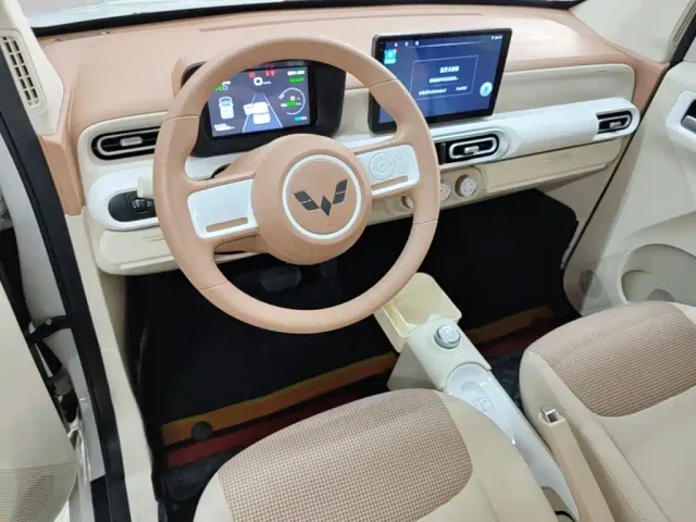 Wuling Hongguang Mini EV — Фото автомобиля 9