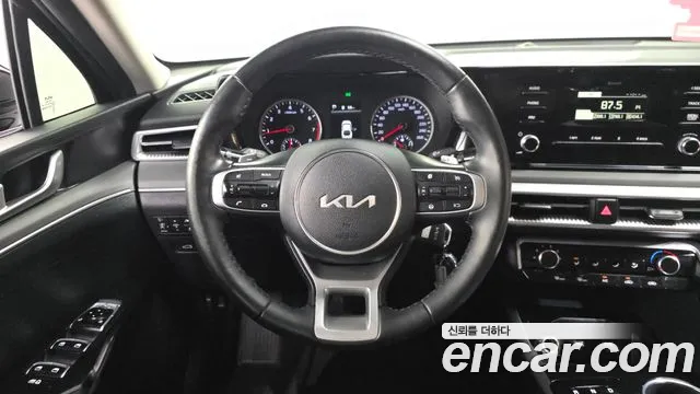 Kia K5 Generation 3 — Фото автомобиля 20