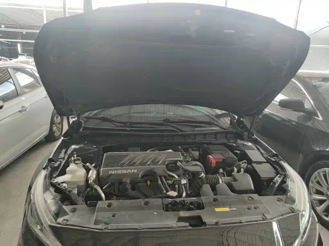 Nissan Teana — Фото автомобиля 19