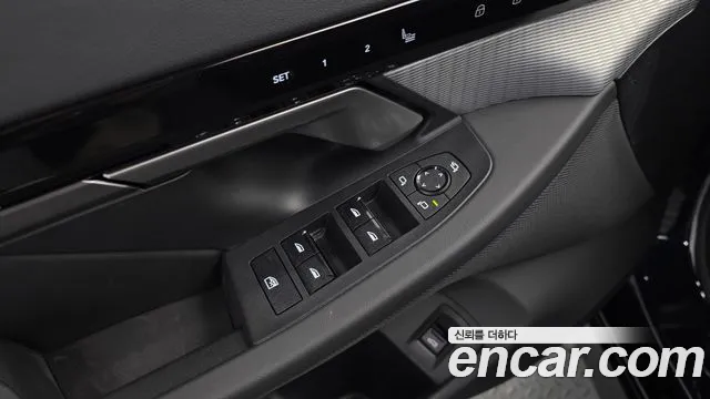 BMW 5 Series G60 — Фото автомобиля 27