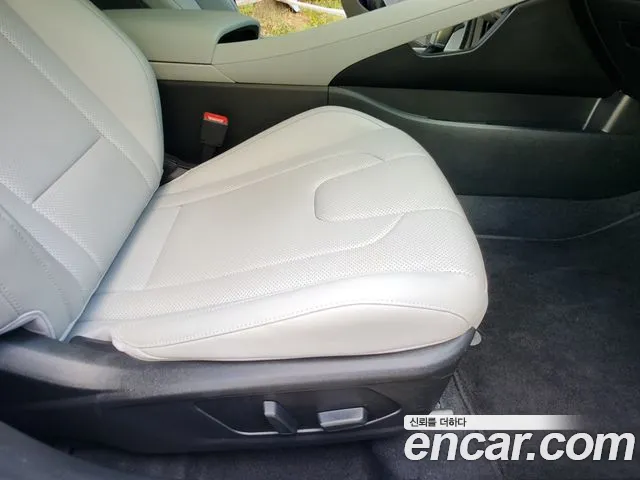 Hyundai AVANTE Avante (CN7) — Фото автомобиля 10