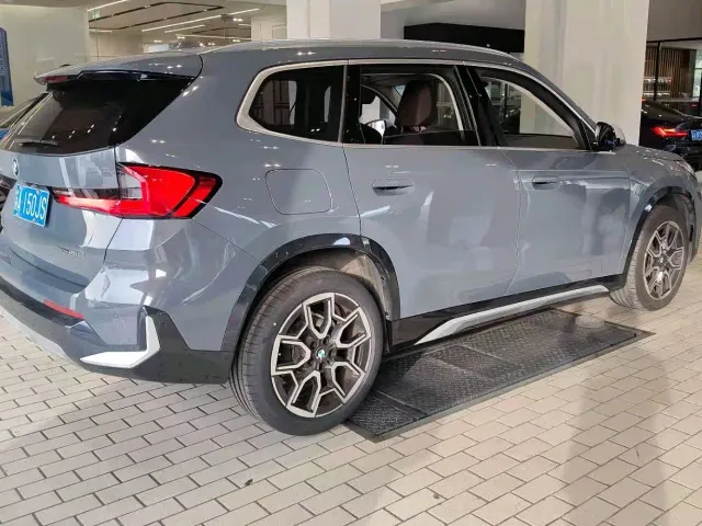 BMW X1 — Фото автомобиля 5