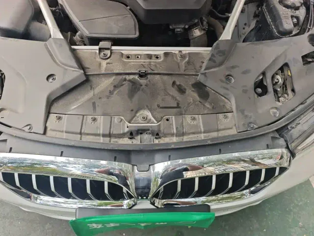 BMW 5 Series — Фото автомобиля 16