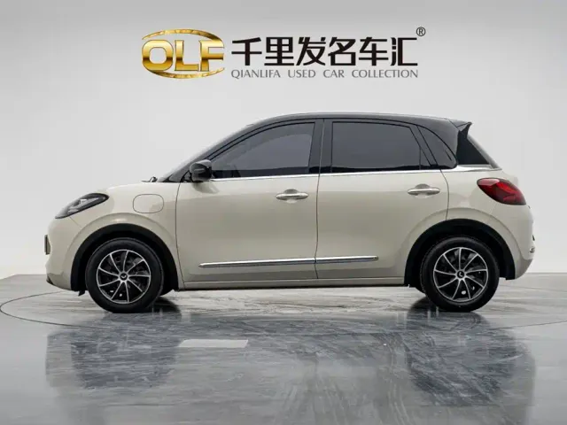 Wuling Bingo — Фото автомобиля 7