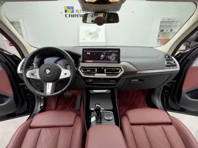 BMW X3 — Фото автомобиля 10