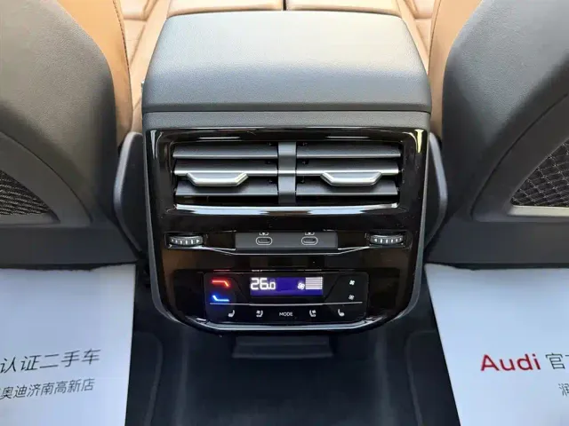 Audi Q6 — Фото автомобиля 15