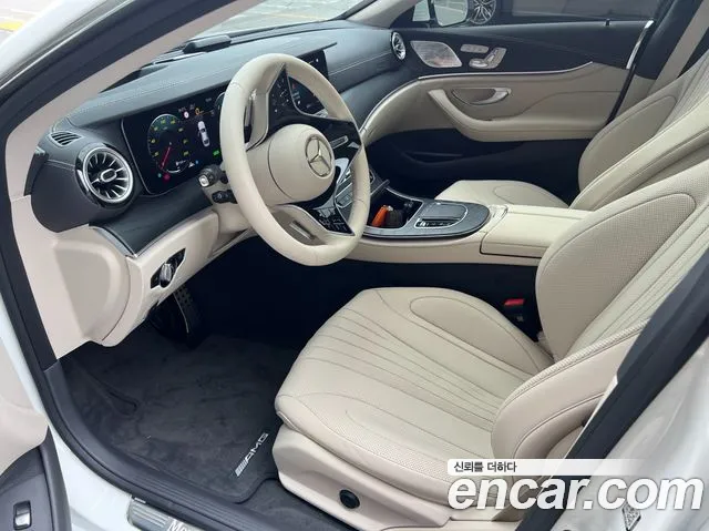 Mercedes-Benz CLS-Class — Фото автомобиля 10