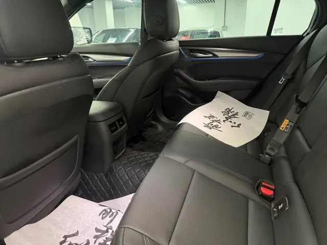 Cadillac CT5 — Фото автомобиля 8