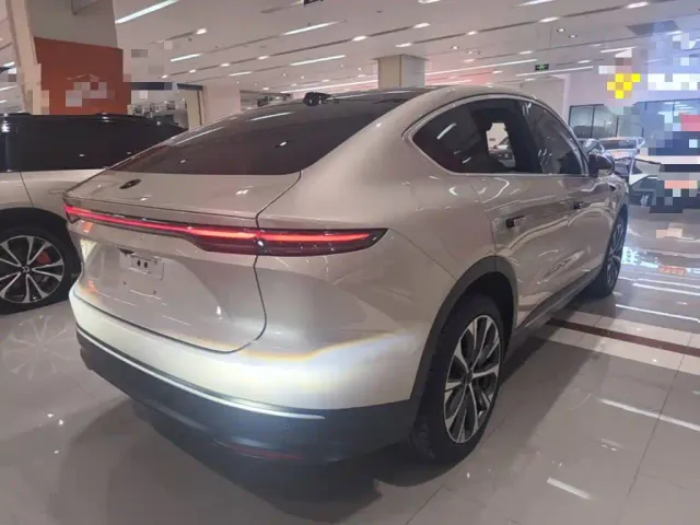 Nio EC7 — Фото автомобиля 4