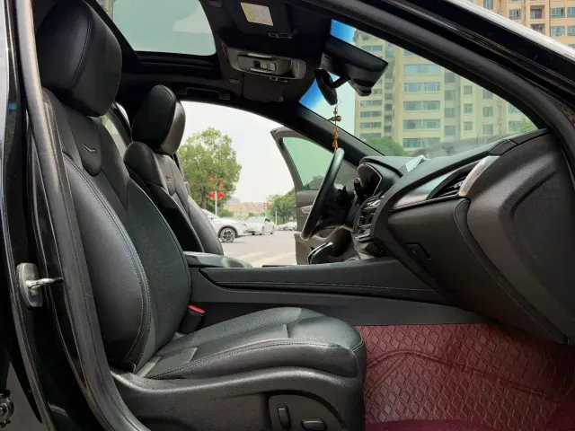 Cadillac CT5 — Фото автомобиля 22